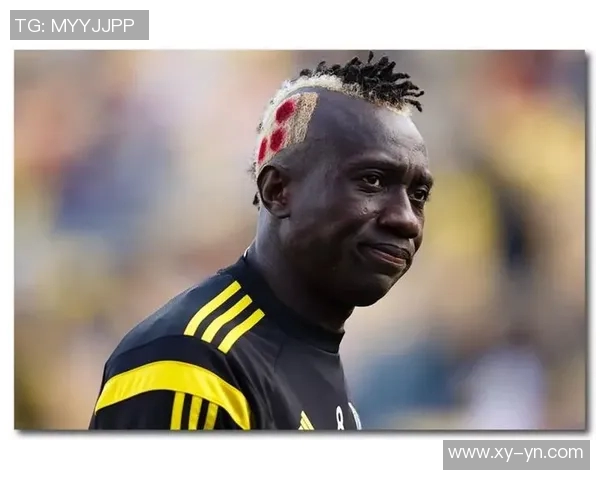 尖头足球明星同款头发打造时尚运动风格的秘诀与技巧分享