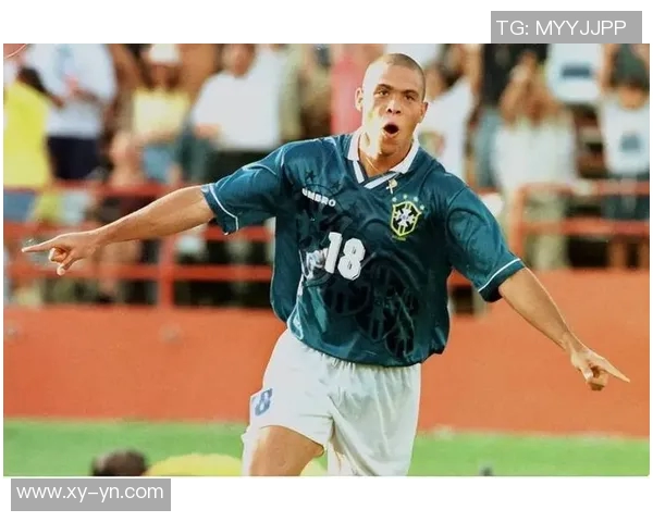 揭晓足球明星6号的真实身份与传奇故事，了解他在绿茵场上的辉煌成就与影响力