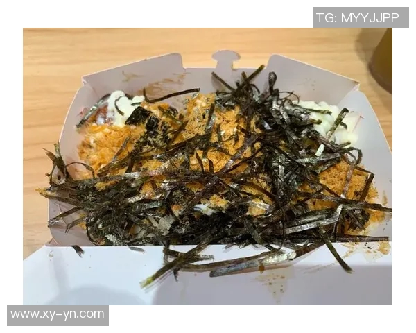 足球明星街头美食探险吃遍路边摊的独特风味与故事